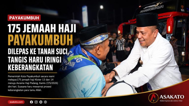 Wakil Wali Kota Payakumbuh Elzadaswarman melepas keberangkatan 175 jemaah calon haji menuju Asrama Haji Padang.