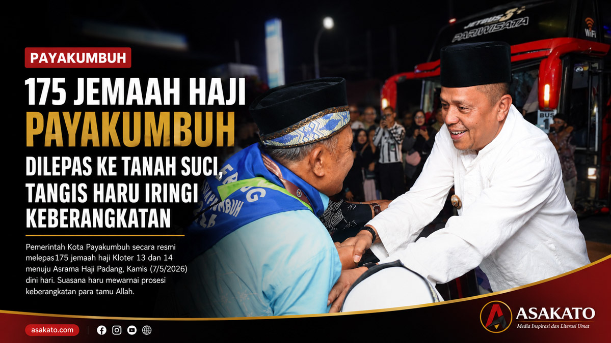 Wakil Wali Kota Payakumbuh Elzadaswarman melepas keberangkatan 175 jemaah calon haji menuju Asrama Haji Padang.