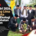 Penanaman pohon buah produktif dalam rangka Hari Santri 2026 di Kabupaten Lima Puluh Kota.