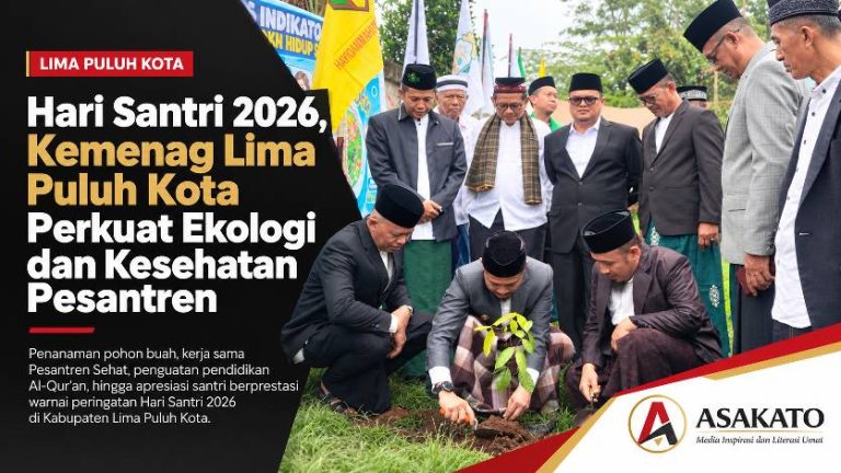 Penanaman pohon buah produktif dalam rangka Hari Santri 2026 di Kabupaten Lima Puluh Kota.